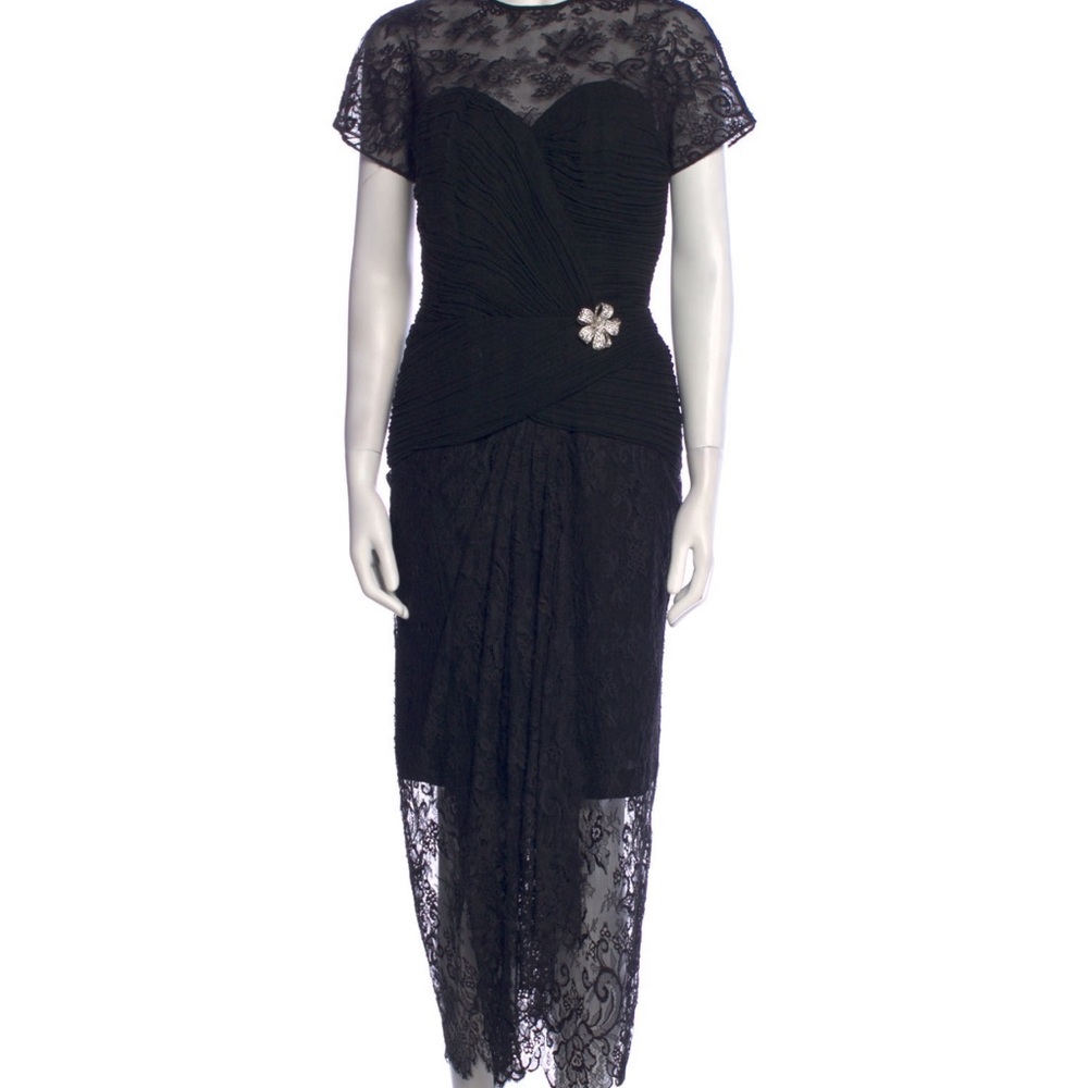 Elegant Black Lace Dress